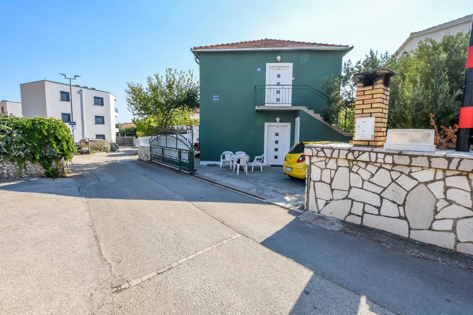 Apartments Luka 로고즈니차 외부 사진
