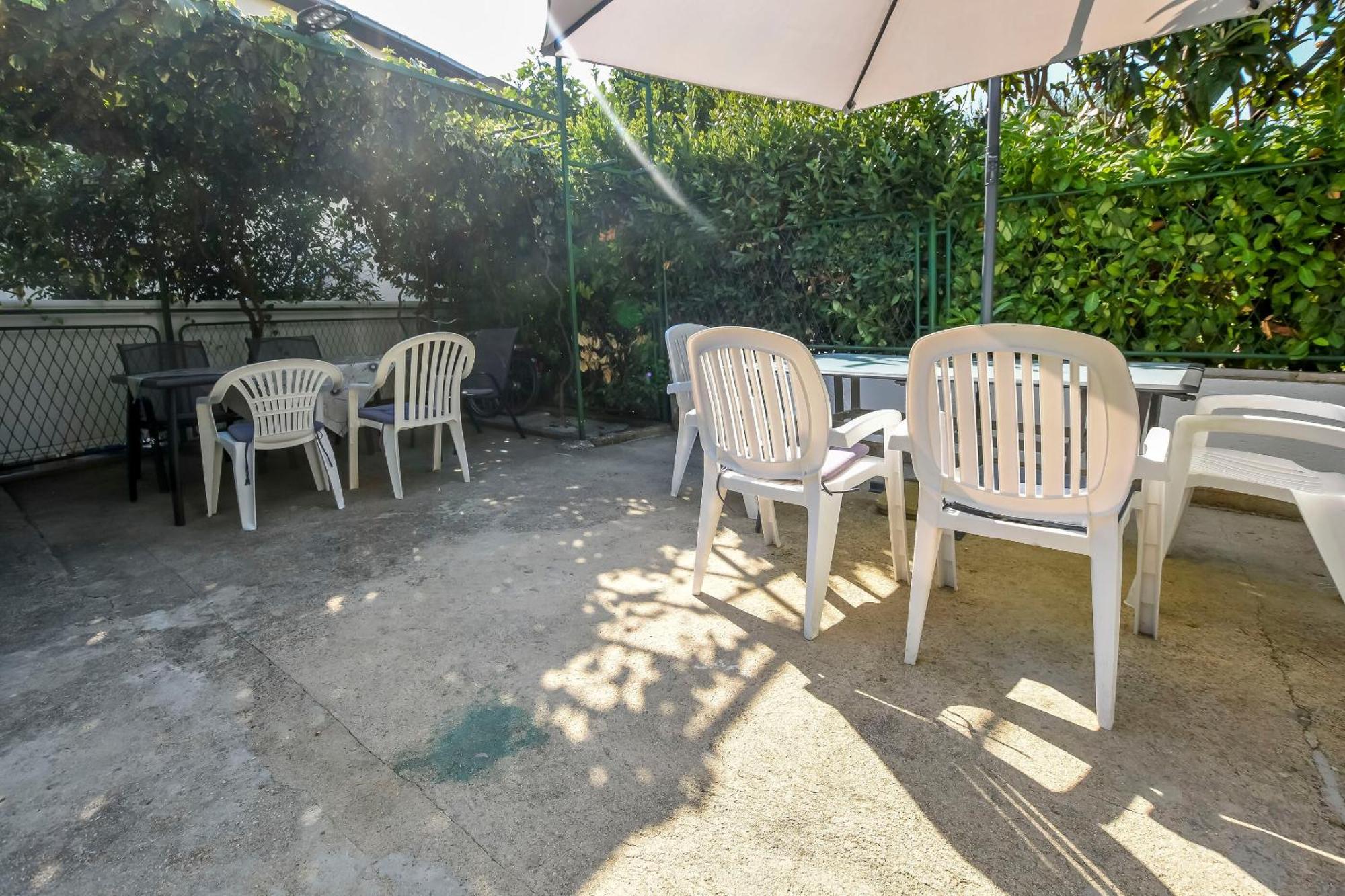 Apartments Luka 로고즈니차 외부 사진