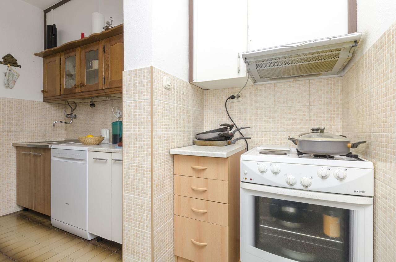 Apartments Luka 로고즈니차 외부 사진
