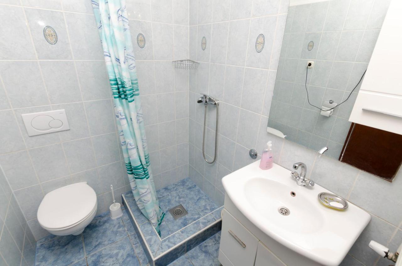 Apartments Luka 로고즈니차 외부 사진